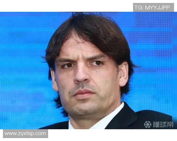 探索足球明星的魅力与成就百度翻译助你了解他们的故事与风采